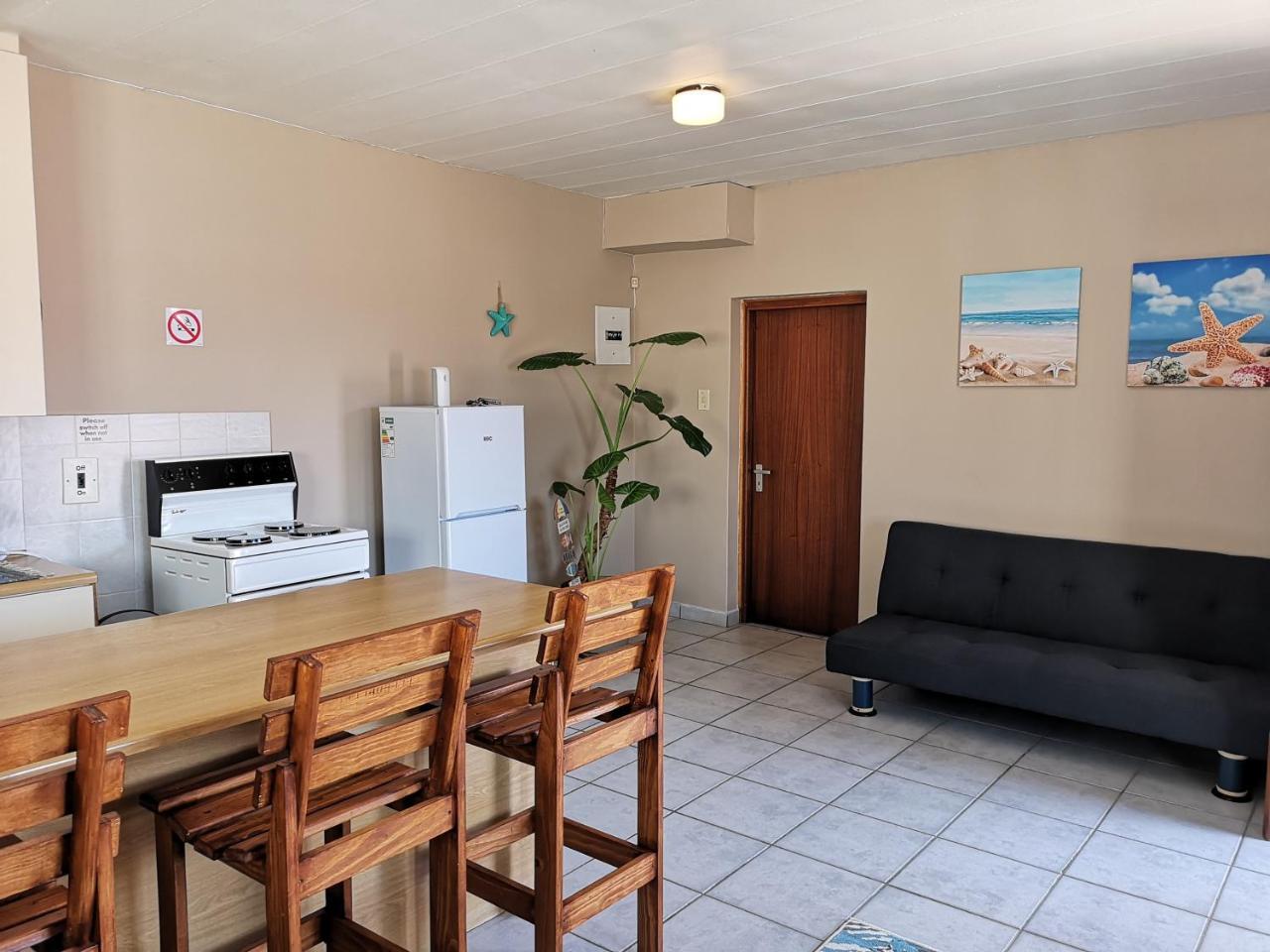 Starfish Guesthouse Lüderitz 外观 照片